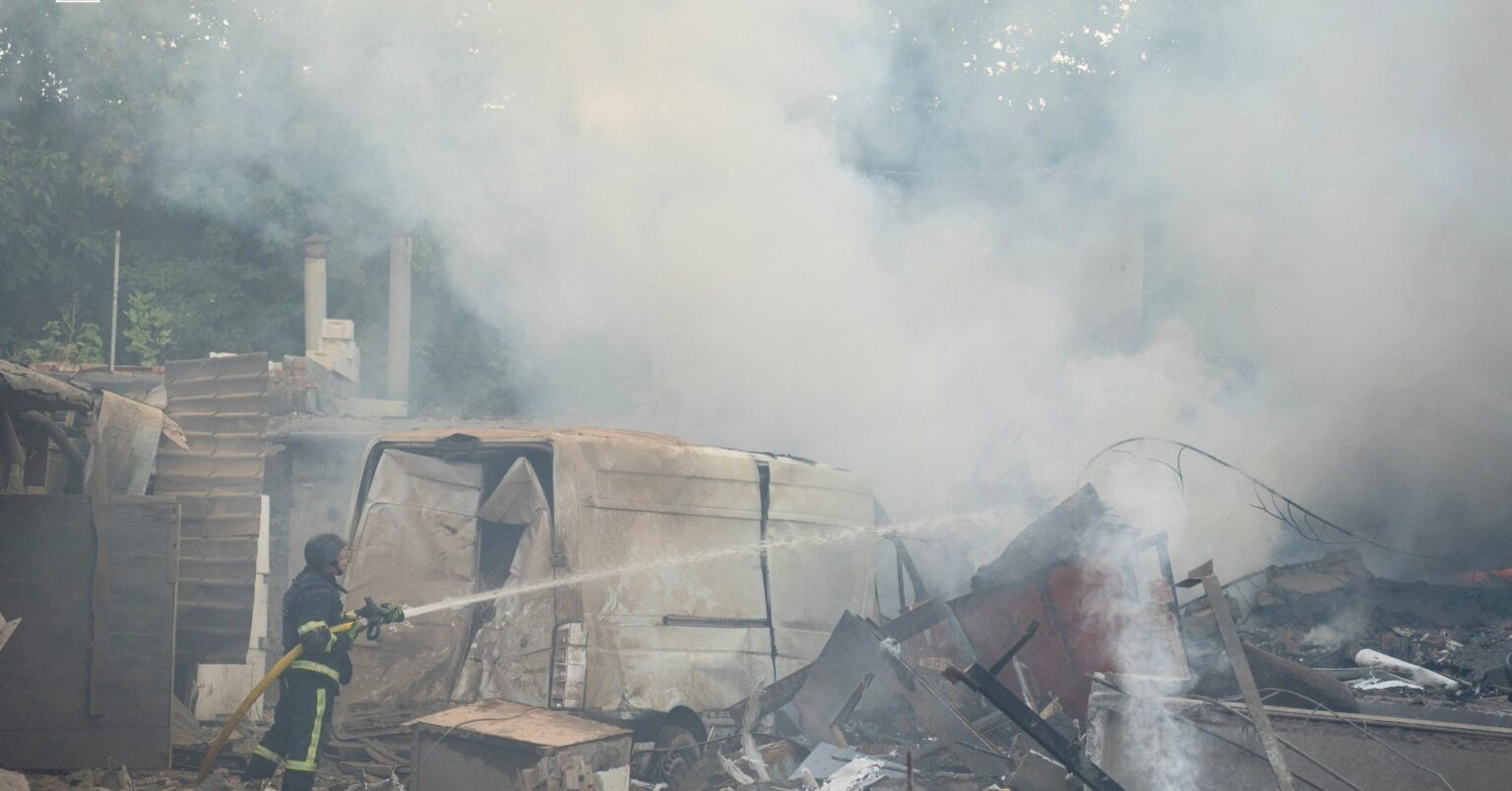 ゼレンスキー氏、ロシアの大規模攻撃を非難　圧力強化呼びかけ | ロイター