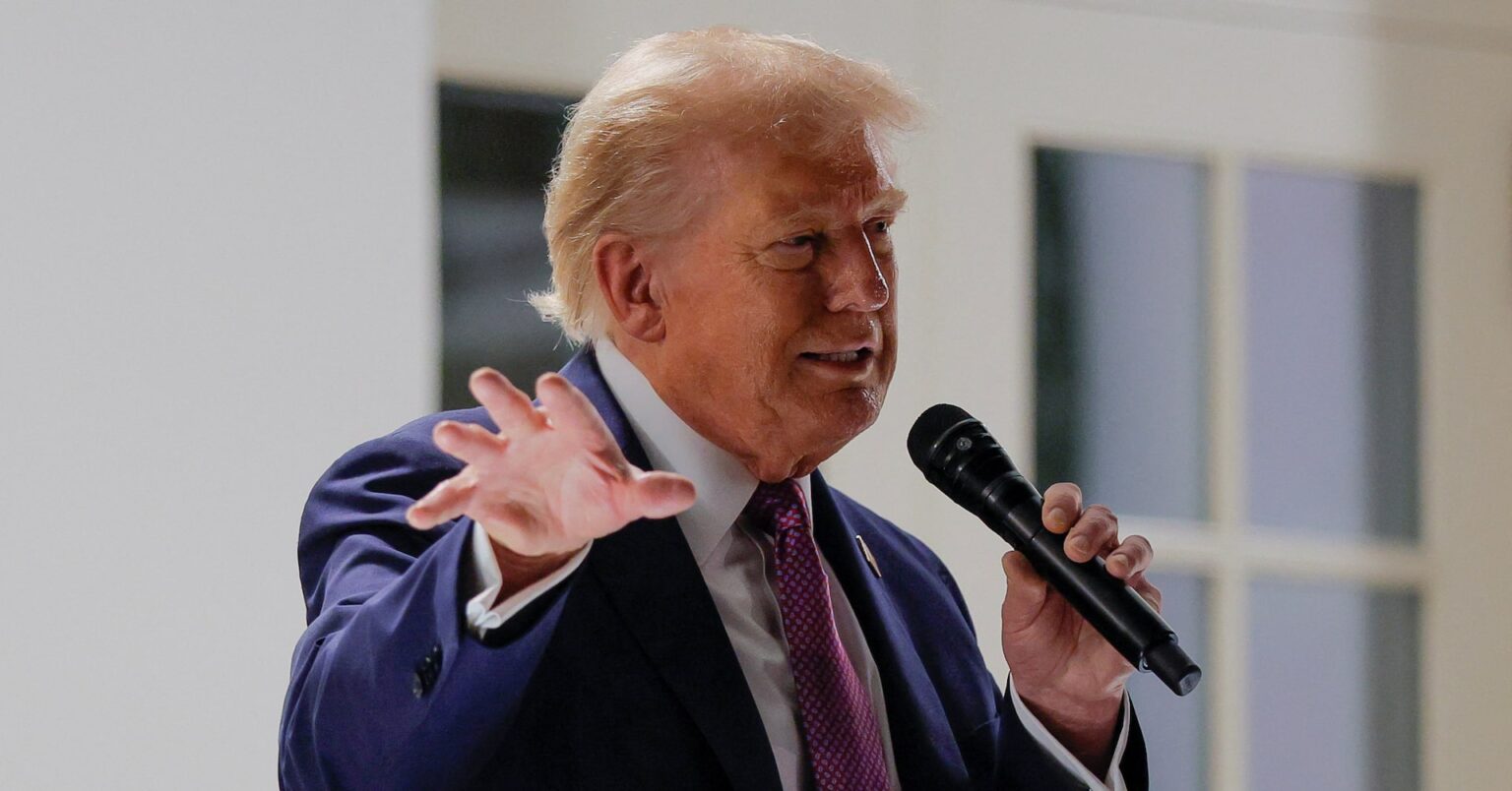 トランプ氏、対ロ制裁強化を示唆　「第２段階」に移行用意 | ロイター