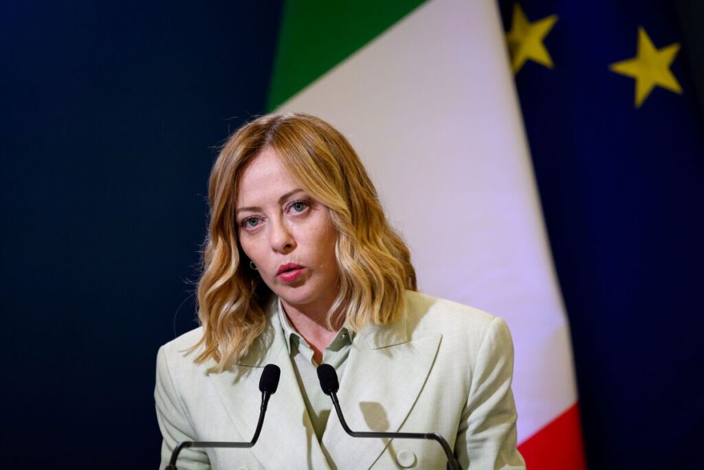 イタリアに2兆円超の余地､利回り低下寄与－メローニ政権の安定が支え - Bloomberg