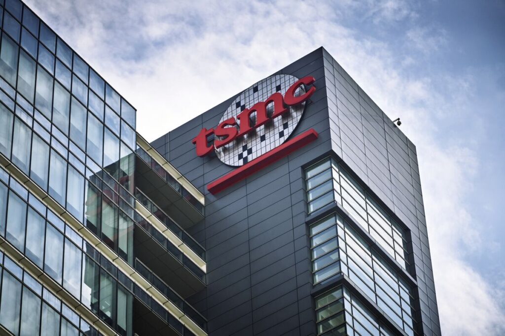 TSMC、8月は34%増収－AI半導体の世界的な需要継続示唆 - Bloomberg
