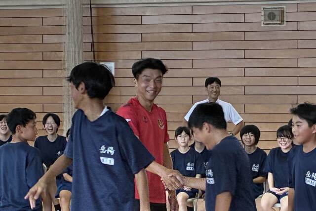 9月3日(水) 福島市立岳陽中学校にて職業人に話を聴く会の実施報告 - 福島ユナイテッドFC 公式サイト｜FUKUSHIMA UNITED FC OFFICIAL WEBSITE