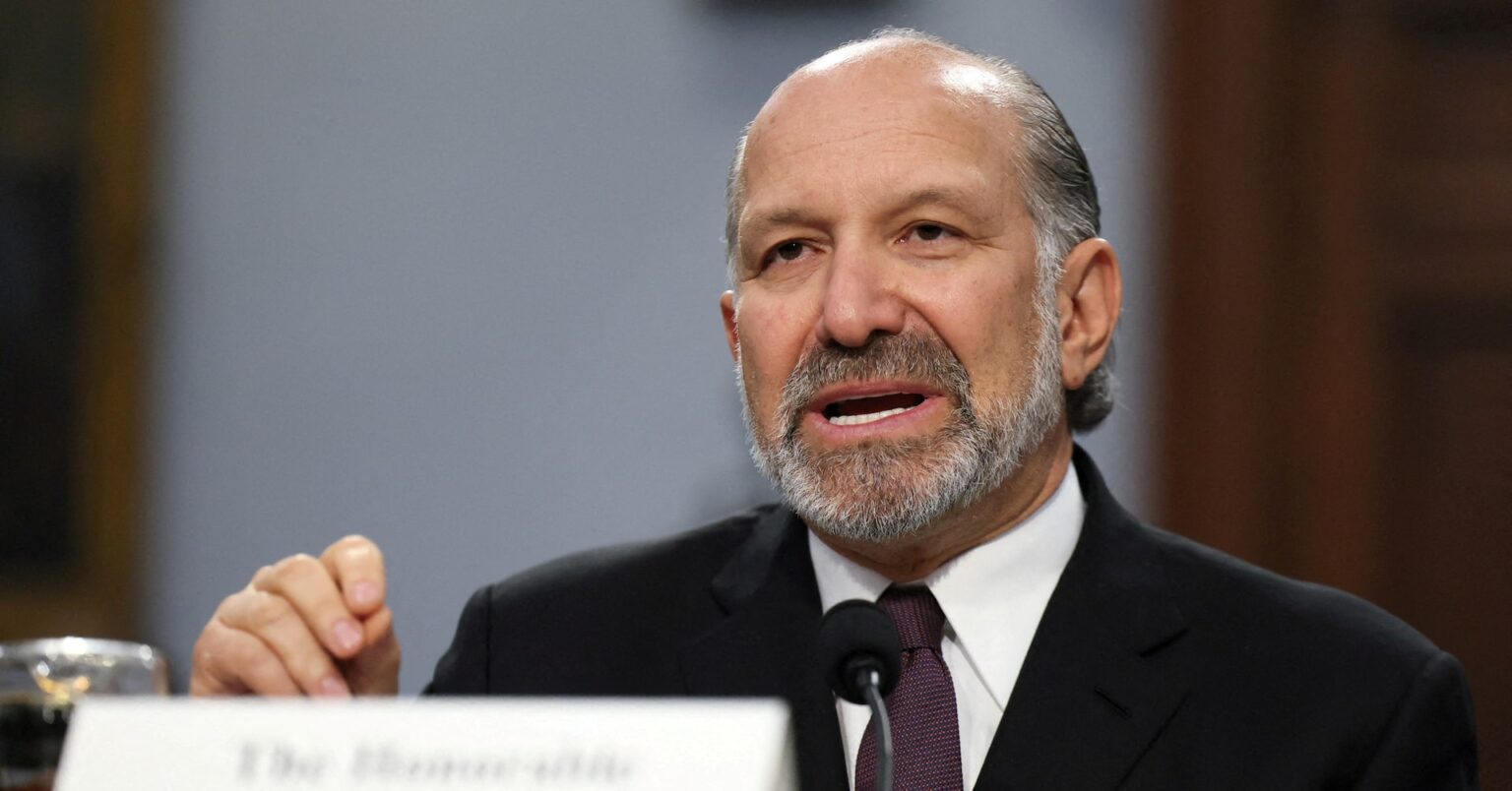 印との貿易協定可能、ロシア産原油購入停止なら─米商務長官＝報道 | ロイター