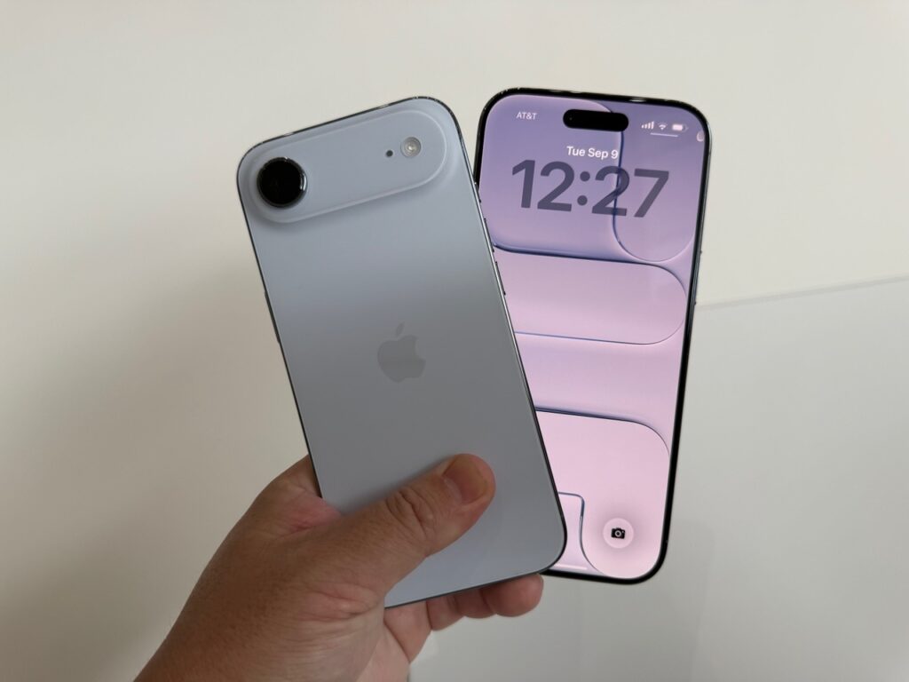 iPhoneの「全機種eSIM化」がもたらすもの、Apple Watchの5Gに「楽天が非対応」の理由――Apple新製品から読み解く通信業界の現在地 - ケータイ Watch