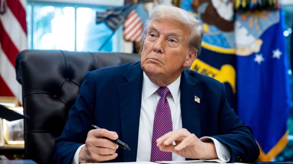 米がＧ7に対中･インド関税引き上げ要求へ、ロシア原油購入巡り－報道 - Bloomberg