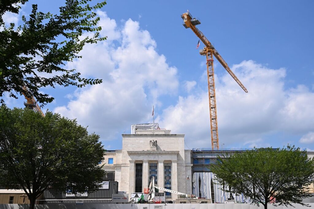 【焦点】トランプ氏待望の米利下げに注目－英中銀と日銀は据え置きへ - Bloomberg