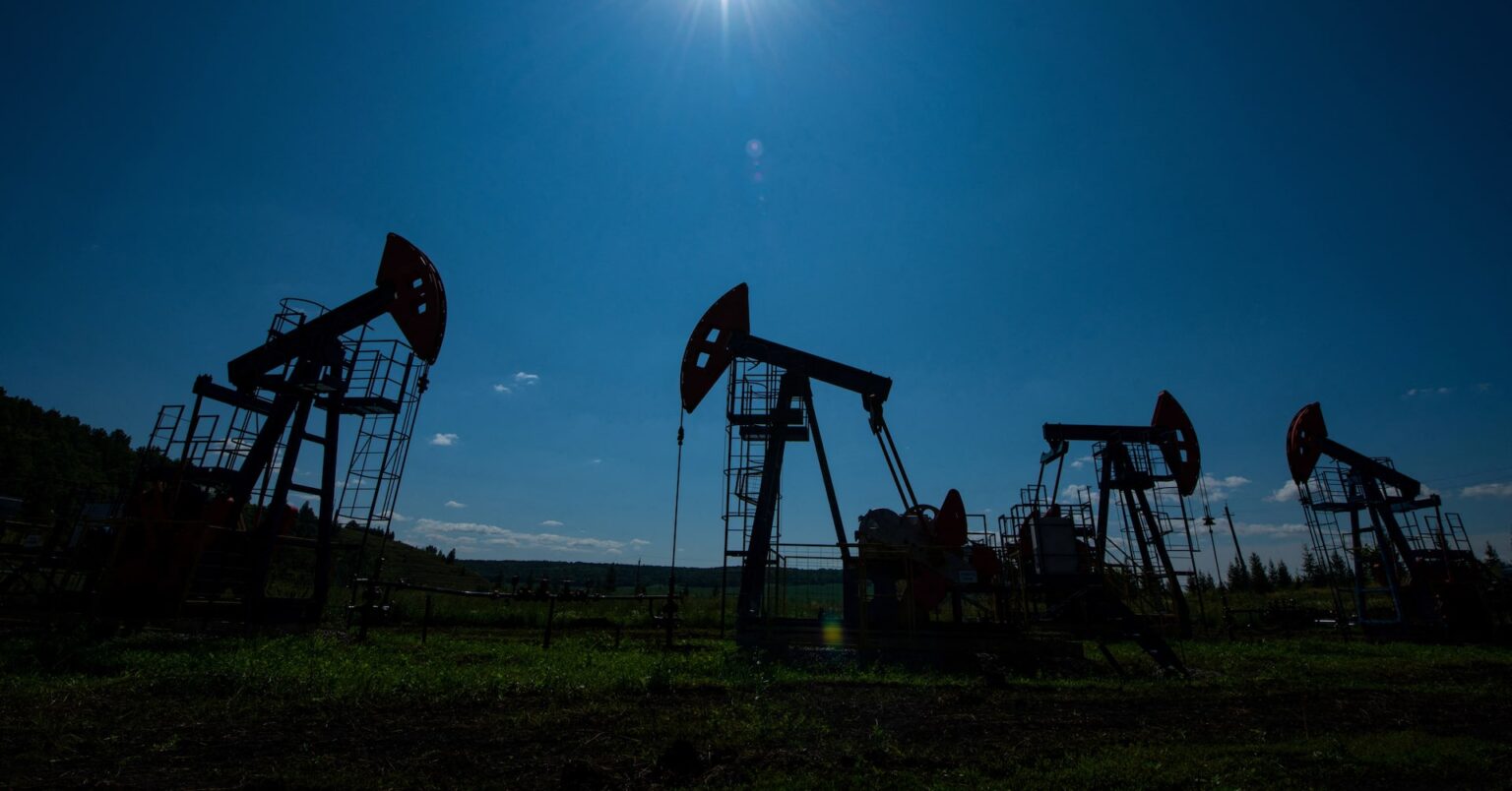 石油需要、アジアで伸び続く＝ロシア石油大手トップ | ロイター