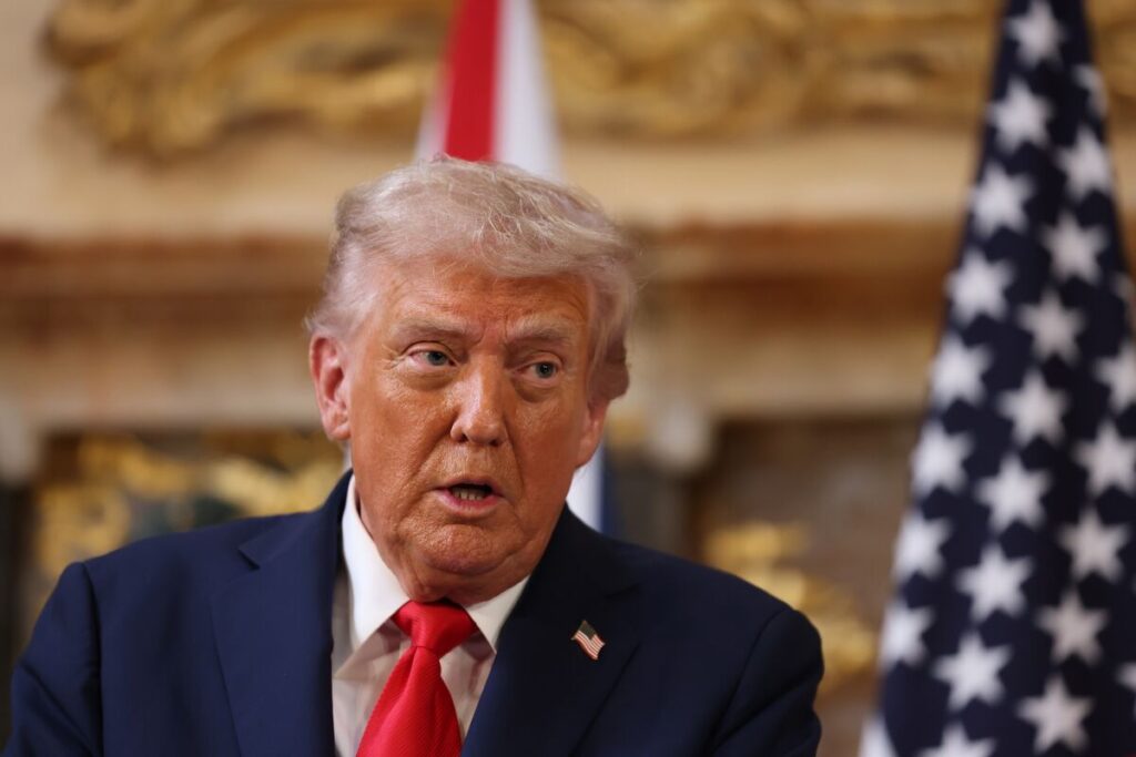 トランプ氏、プーチン氏には「本当に失望した」－米英首脳共同会見 - Bloomberg