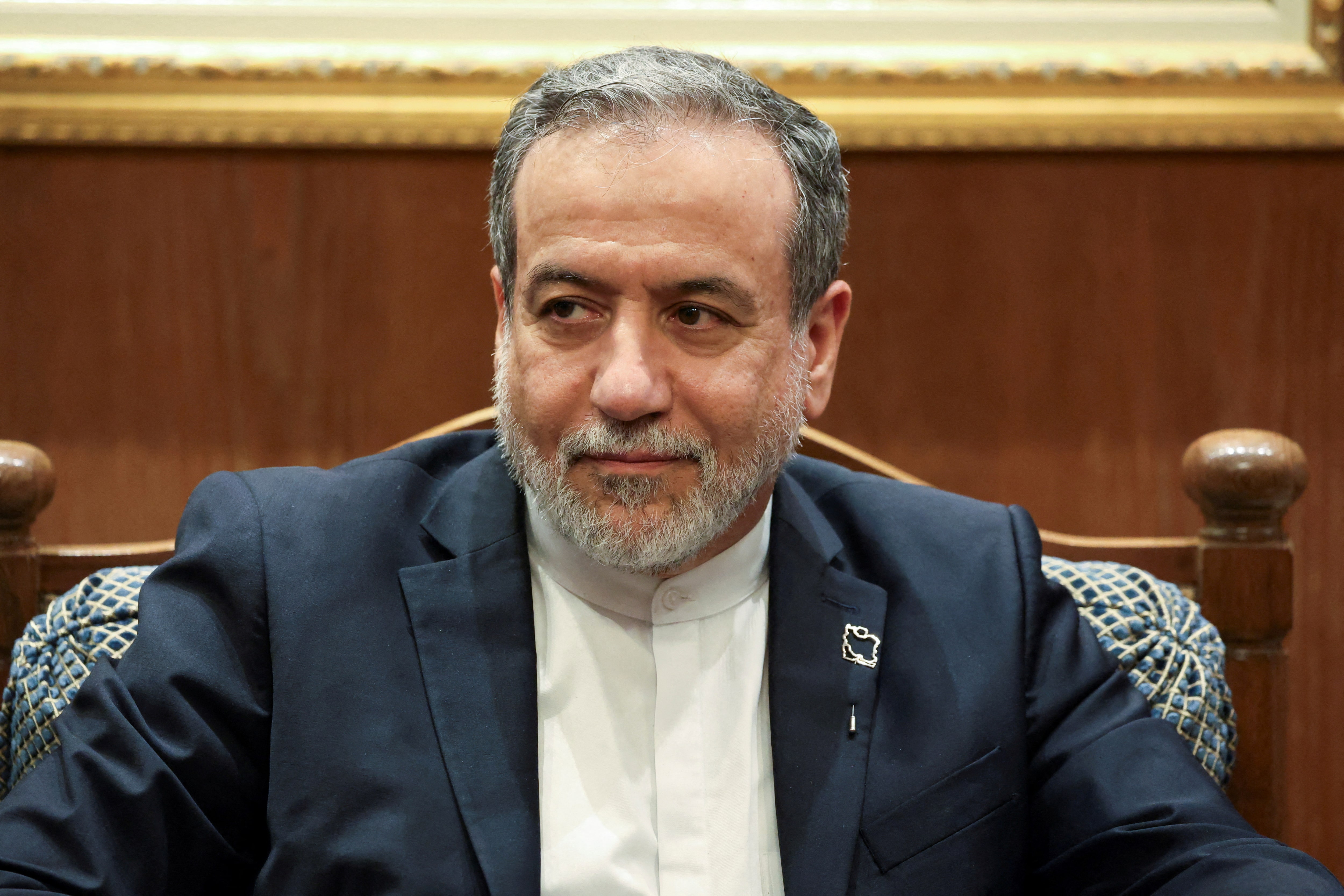 イランと英仏独、制裁復活回避へ瀬戸際の協議　合意は困難か