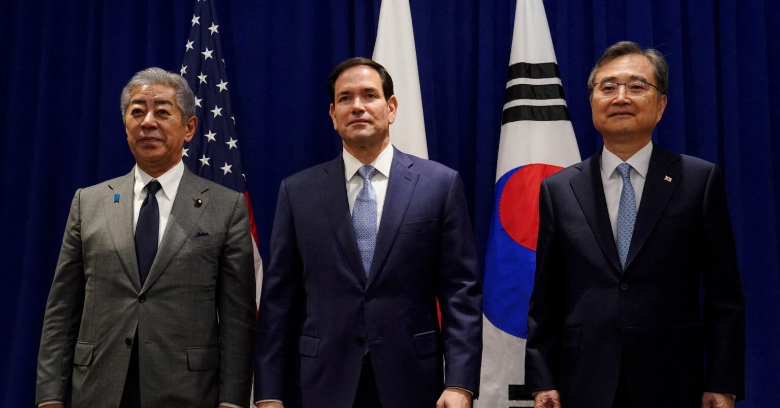 日米韓外相が会談、台湾・南シナ海情勢に懸念表明 北朝鮮非核化も議論 | ロイター 日米韓外相が会談、台湾・南シナ海情勢に懸念表明 北朝鮮非核化も議論 | ロイター