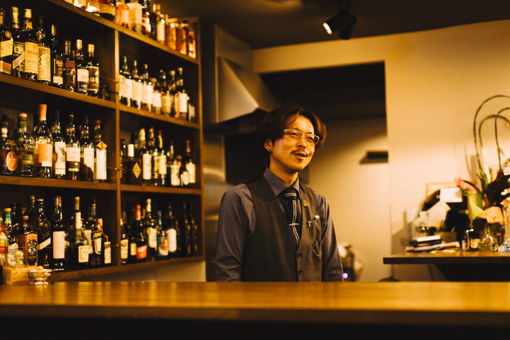 人生は、常に道半ば。故郷で新たにバーをひらく／STREET BAR ON THE ROAD 戸津雄児さん