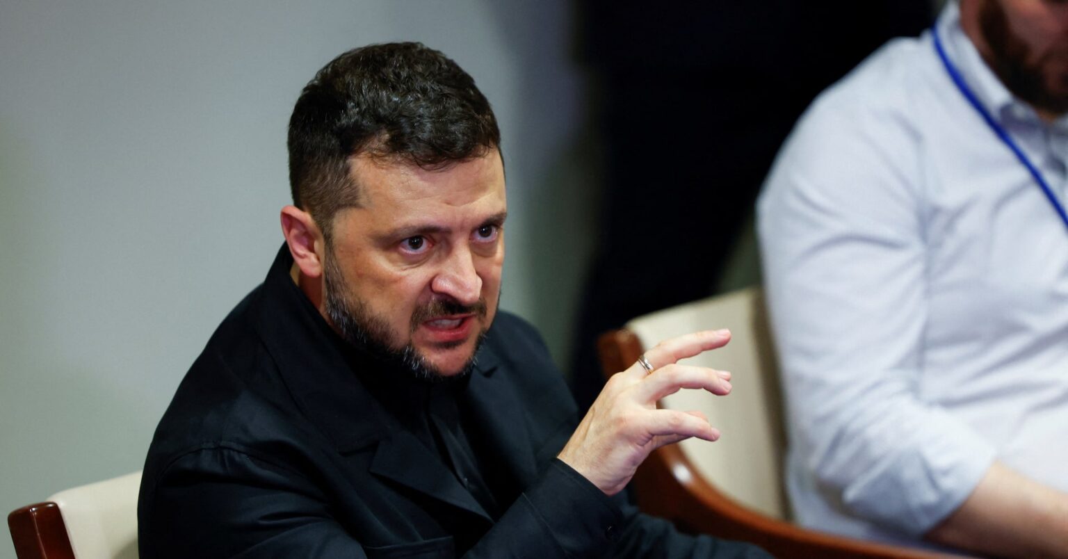 ゼレンスキー氏、ロシアへの圧力強化を要求　トランプ氏と会談 | ロイター