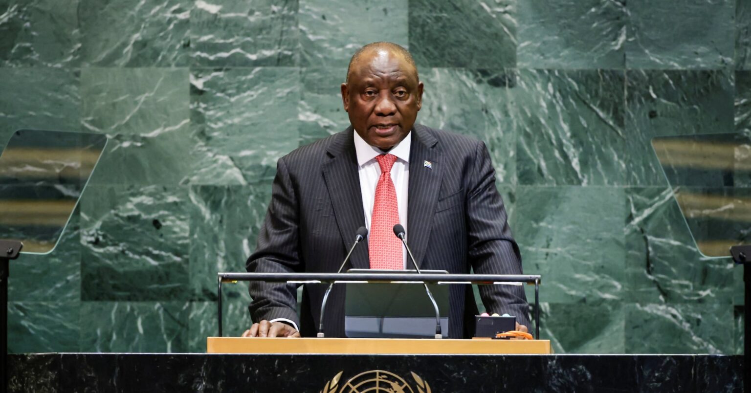 南ア、トランプ関税引き下げ目指し米と協議＝ラマポーザ大統領 | ロイター