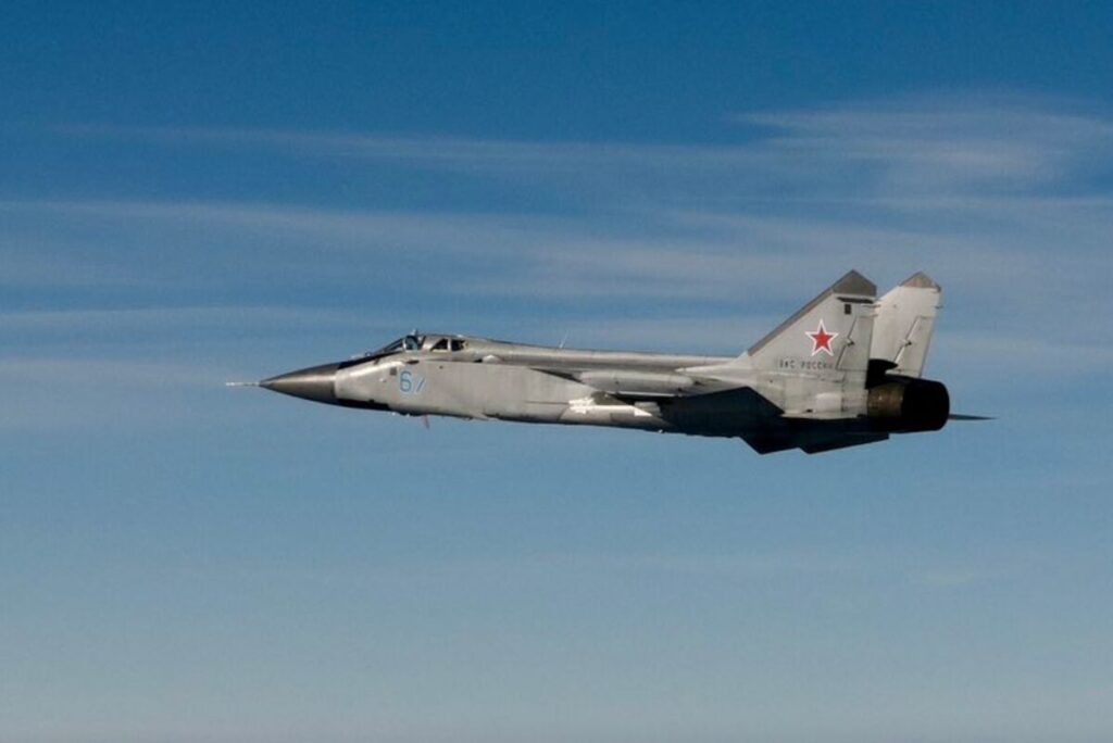 欧州、ロシアに戦闘機撃墜も辞さない構え示す－モスクワで非公開会合 - Bloomberg