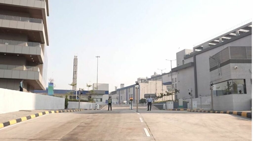 〈現地ルポ〉IT大国･インドのデータセンター市場でNTTグループがシェアトップを獲った理由。今後のAI需要を取り込めるか | 特集 | 東洋経済オンライン