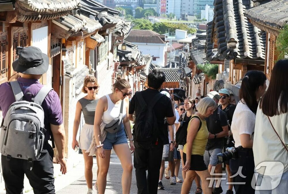 韓国旅行で予約した宿泊先「合法か不安」…Airbnb大量削除の余波、台湾の観光客が大混乱　写真枚　国際ニュース：AFPBB News