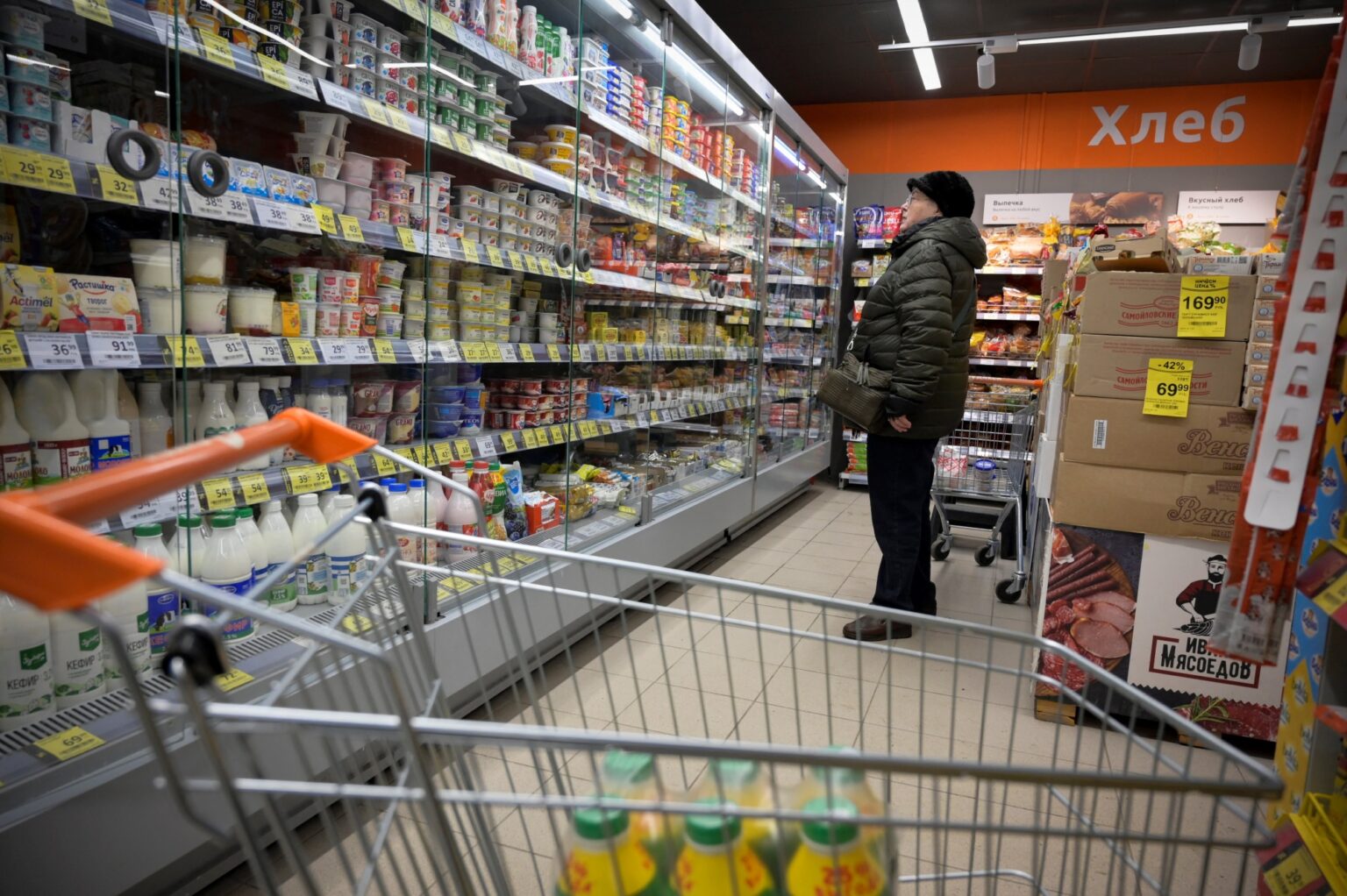 ロシア経済が崩壊すればプーチン氏を交渉に引き出せる－ベッセント氏 - Bloomberg