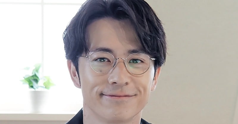 藤森慎吾、“15歳”年下妻との出会いの場に黒柳徹子も苦笑「あんまり妻には言うなって…」 顔出し挙式ショットで話題 - ORICON