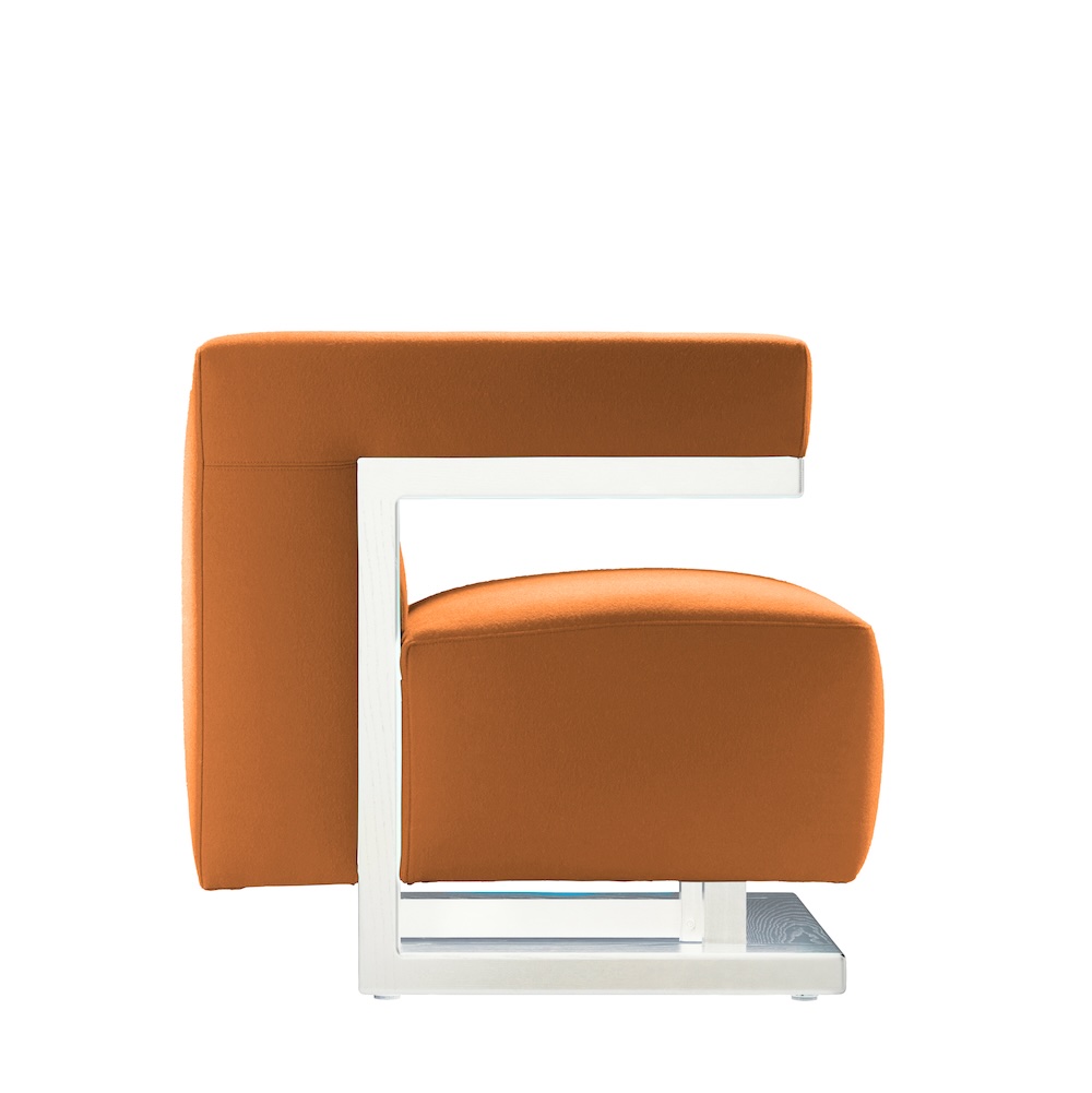 TECTA F51 ARM CHAIR（Design : Walter Gropius 1920）
