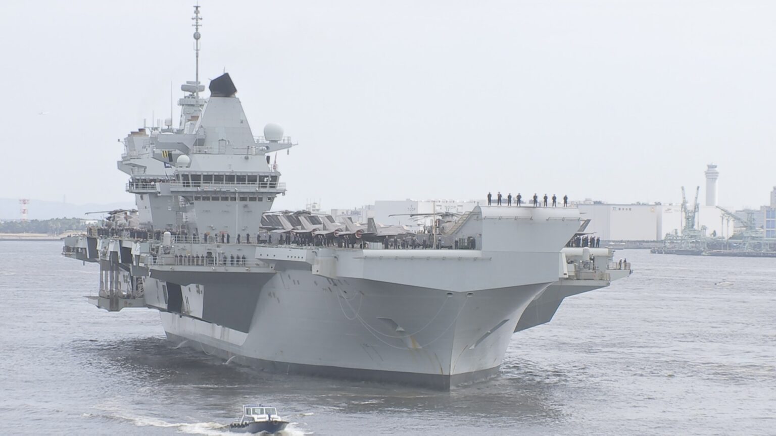「戦闘機が甲板の上にずらり」イギリス空母プリンス・オブ・ウェールズ一般公開「今年の運、使い果たしました」（TBS NEWS DIG Powered by JNN）