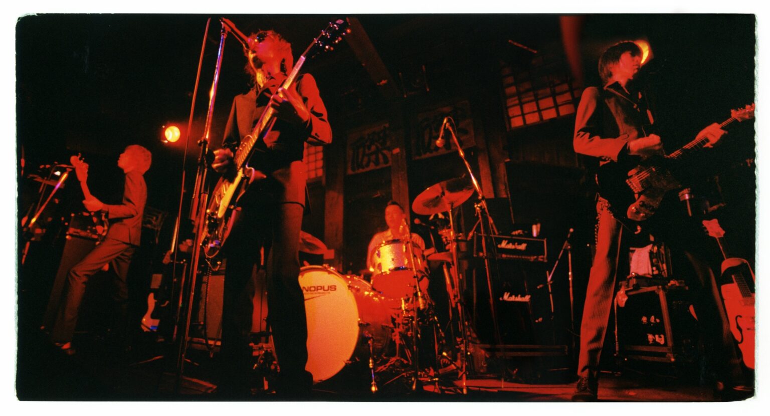 THEE MICHELLE GUN ELEPHANT、ラストツアー京都磔磔ライブ映像を一夜限りプレミア公開（Bezzy） - Yahoo!ニュース