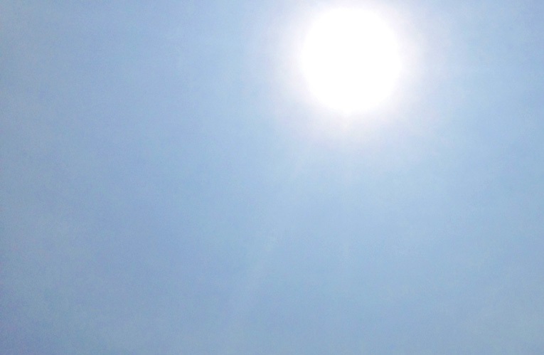 9月なのに…千葉県内猛暑日10地点 2日も危険な暑さで熱中症警戒アラート 6地点で9月最高気温更新 平年比3～7度高く（千葉日報オンライン） - Yahoo!ニュース - Yahoo!ニュース