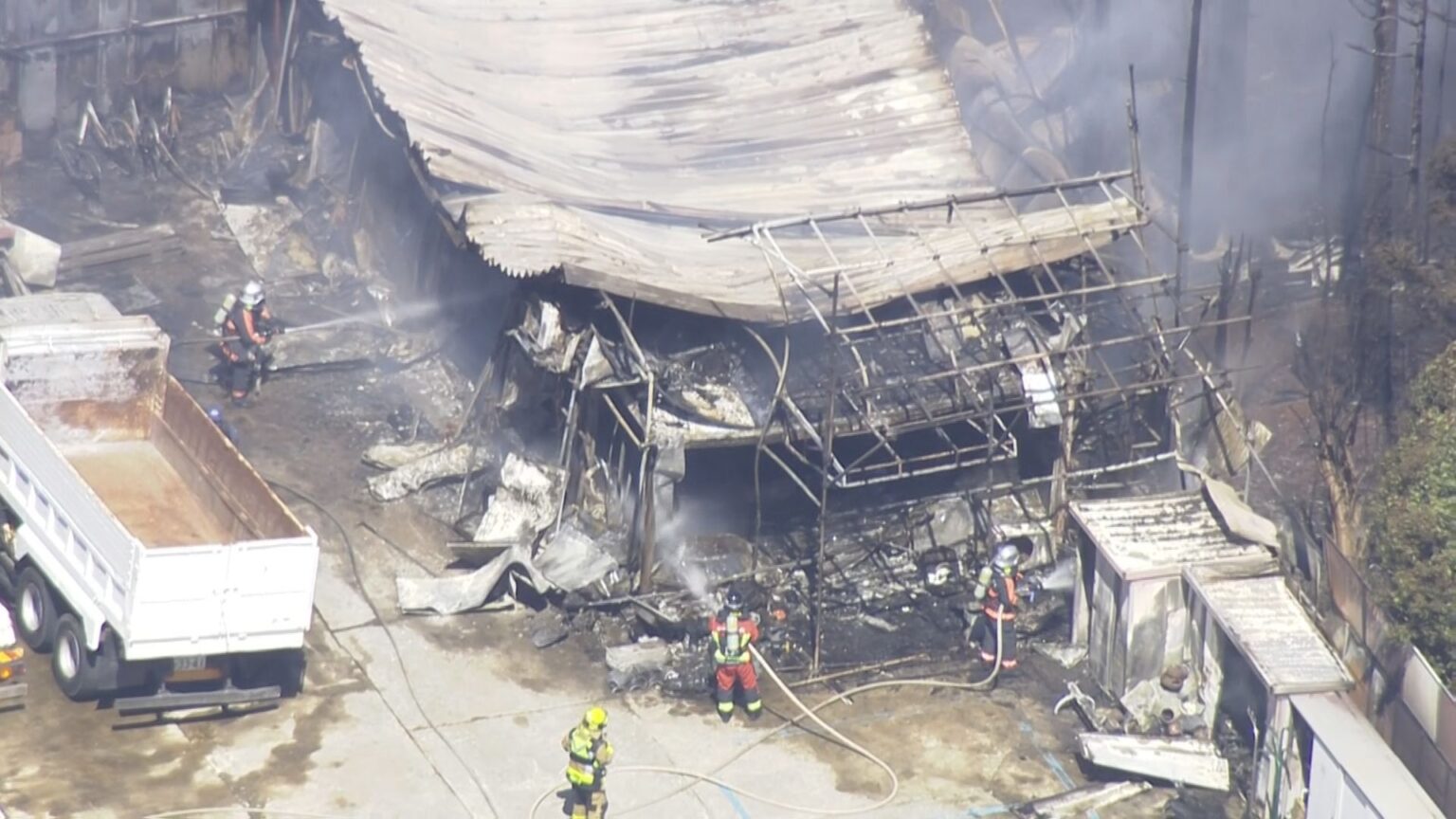 千葉県白井市の解体工事会社で火事 火ほぼ消し止められる　けが人なし（TBS NEWS DIG Powered by JNN）