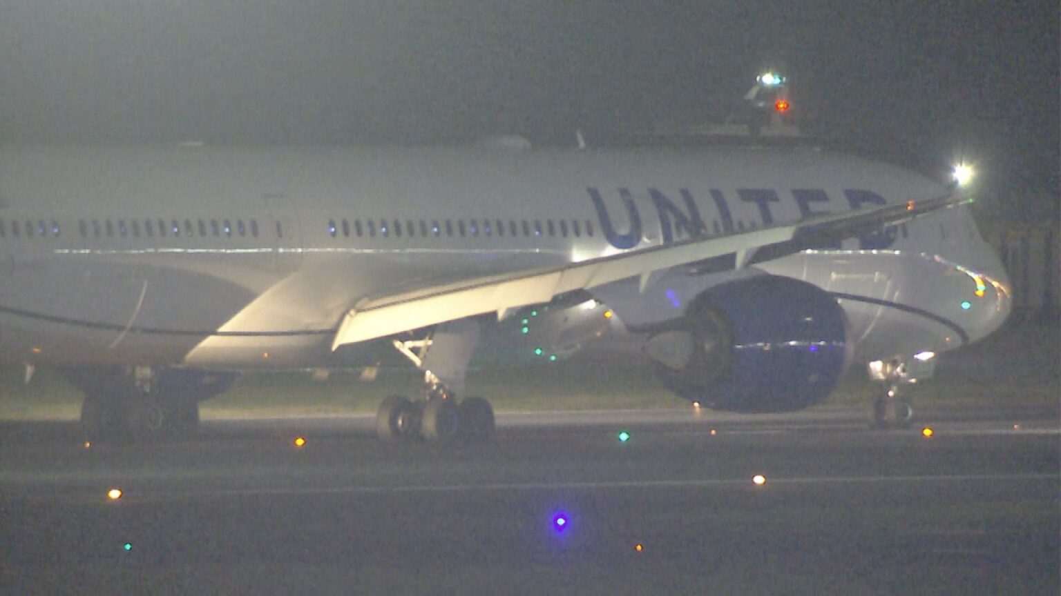 【速報】ユナイテッド航空機が緊急事態宣言　羽田へ引き返すも無事着陸　「エンジンがシャットダウンした」という情報も（TBS NEWS DIG Powered by JNN）