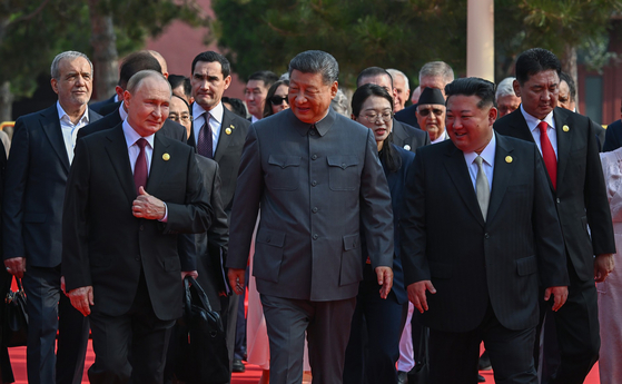 中国戦勝節で表れた朝中ロ連帯…反米でまとまり、同盟にはひびが入り（1）（中央日報日本語版） - Yahoo!ニュース - Yahoo!ニュース