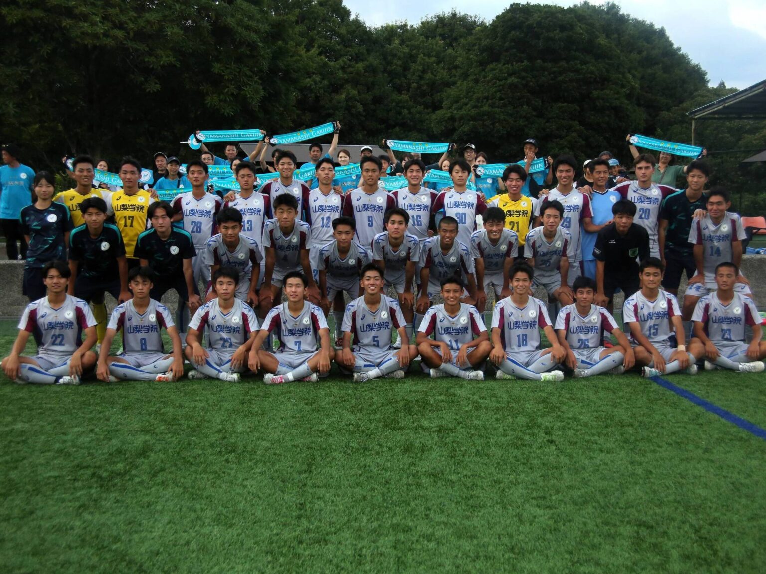 [関東 ROOKIE LEAGUE]山梨学院が目標の勝ち点、失点数へ向かい、全員でクリア。激戦区・関東2位で3年連続のU-16全国大会出場権獲得!（ゲキサカ） - Yahoo!ニュース