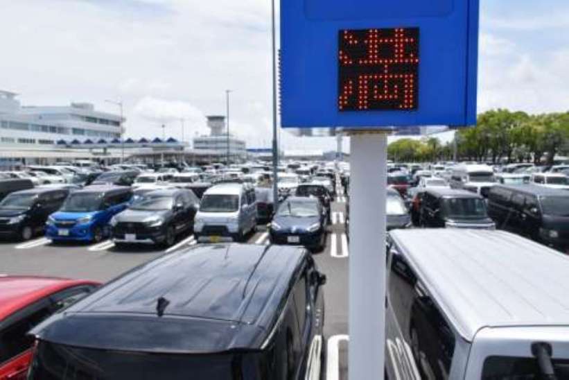恒常化する「週末は満車」打破――鹿児島空港駐車場 立体化へ 国が地元に骨子案提示、料金体系の見直しも盛り込む - 南日本新聞