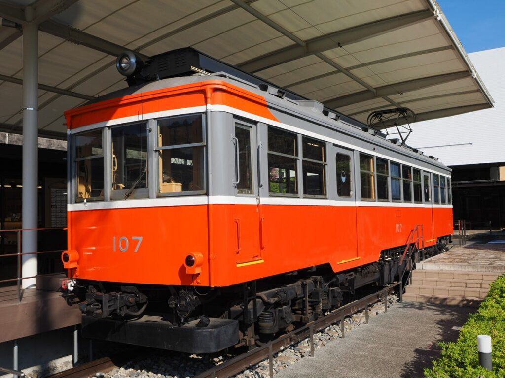 箱根登山鉄道風祭駅前のカフェで「CAFE107鉄道写真展〜登山電車編〜」9/20～23開催（神奈川県小田原市） | 鉄道ニュース | 鉄道チャンネル