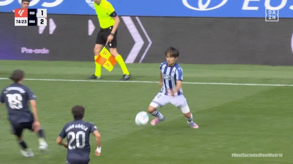 久保建英、スペイン代表との華麗なワンツーでRマドリード守備に風穴「異次元」「いい相棒みつけたな」DF2枚剥がしでチャンスメイクの瞬間 | ABEMA | スポーツブル (スポブル)