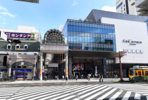上がった所は基地、ホテル、マンション――西之表市は「馬毛島」ピークでまた上昇、天文館も2年連続伸び 鹿児島県全体は34年連続マイナス 基準地価 - 南日本新聞