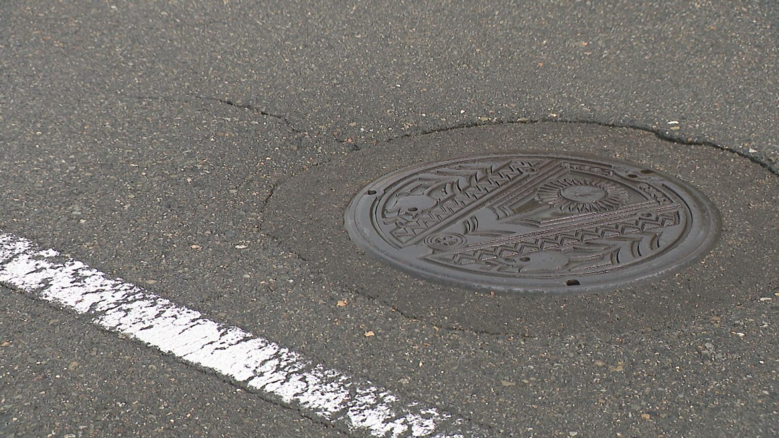 新潟市で“空洞”確認 道路陥没事故受け下水道管調査 「直ちに道路陥没が発生する可能性は低い」（新潟ニュースNST） - Yahoo!ニュース - Yahoo!ニュース