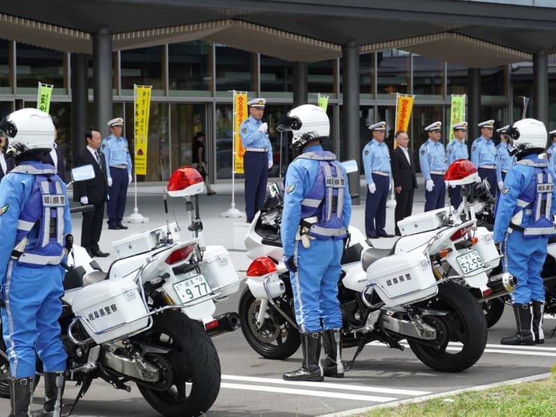 秋の全国交通安全運動 岐阜県庁で出発式 ラッピングバスも啓発（ぎふチャンDIGITAL） - Yahoo!ニュース - Yahoo!ニュース