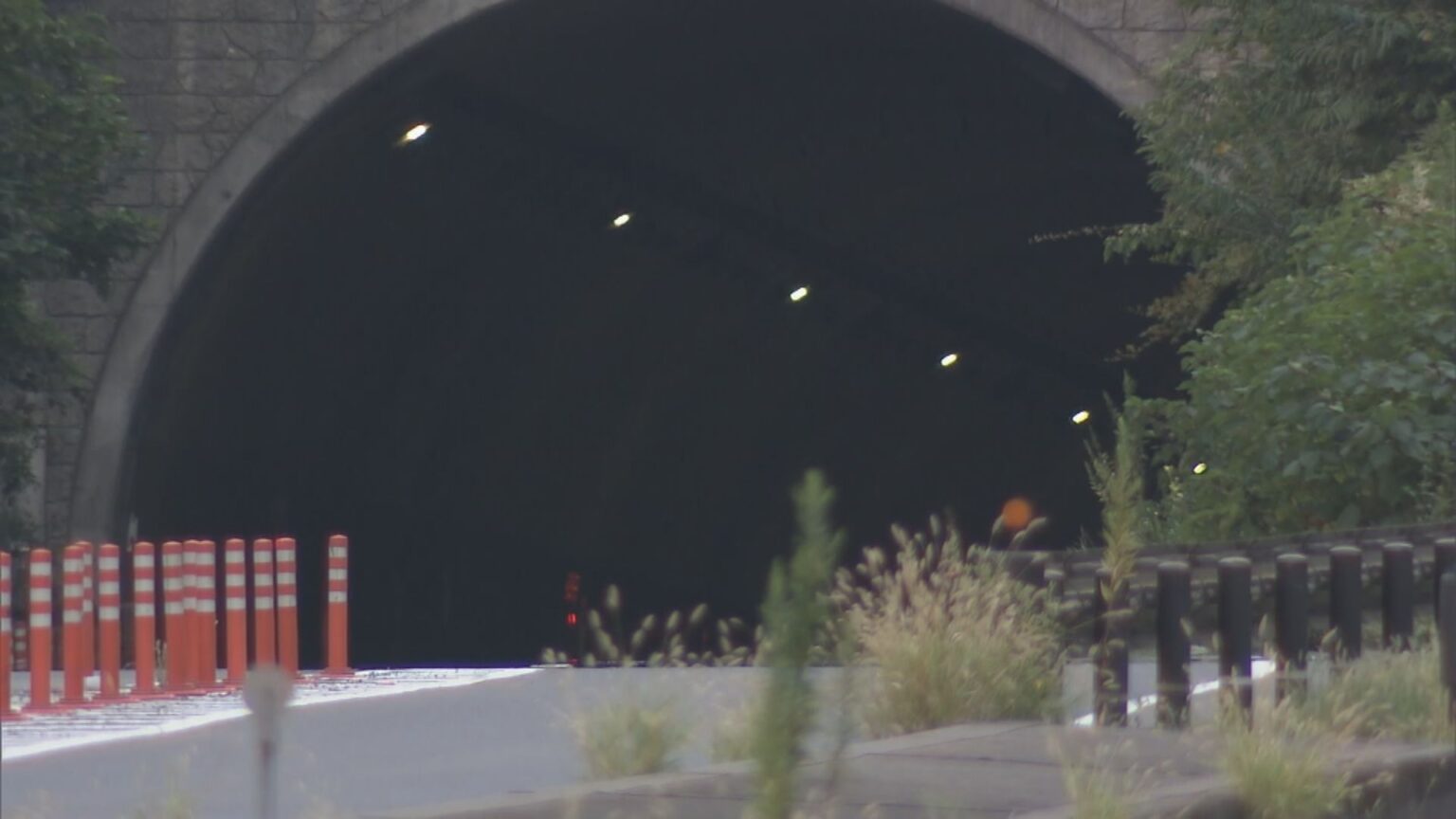 「バイクが燃えている」と通報 転倒したか 運転していた自営業の44歳男性死亡 岐阜市 国道156号（CBCテレビ）