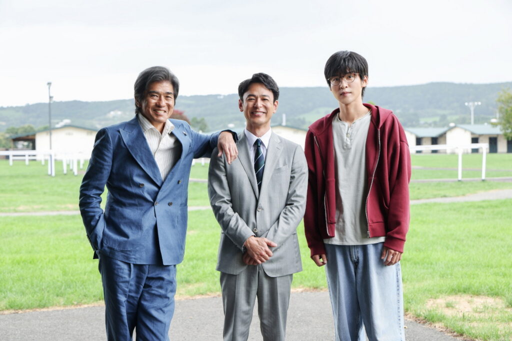 妻夫木聡・佐藤浩市・目黒蓮が北海道で二週間のロケ敢行！競馬に夢を駆けた熱きドラマ『ザ・ロイヤルファミリー』（THE FIRST TIMES） - Yahoo!ニュース
