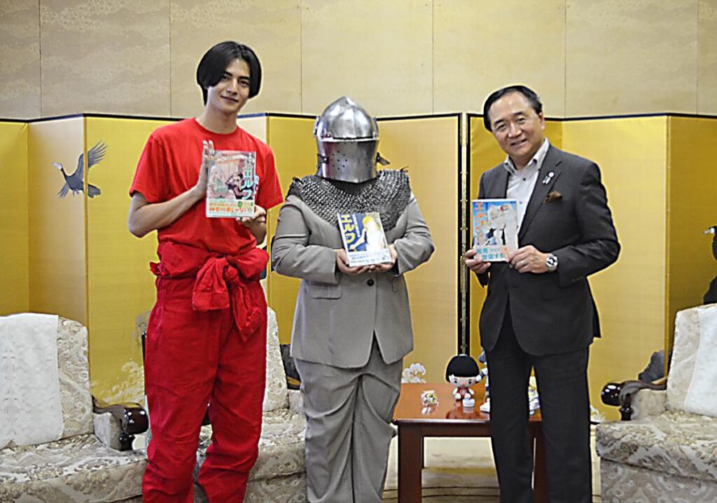 神奈川県知事、地元ネタ満載のご当地漫画作者と面会「#神奈川に住んでるエルフ」Wメディア化報告で激励（オタク総研） - Yahoo!ニュース - Yahoo!ニュース