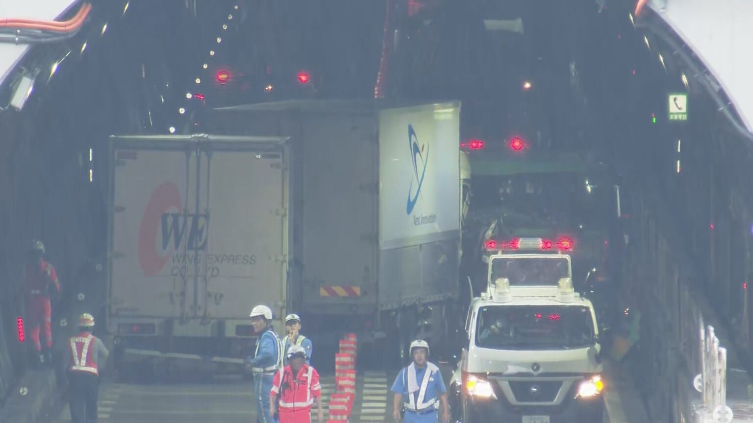 福井県の北陸自動車道トンネル内で6台絡む多重事故 　高校生を含む11人けが　福井・南越前町（MRO北陸放送） - Yahoo!ニュース