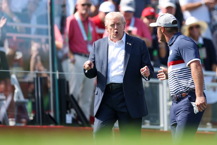 トランプ大統領がゴルフ米欧対抗戦に登場！　激励するも米国チームは巻き返せず…（ゴルフ総合サイト ALBA Net） - Yahoo!ニュース