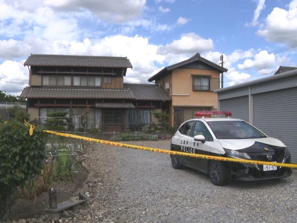 長男は2階で出血 父親は車庫で首吊った状態…住宅で住人の親子2人が死亡 長男を殺害した父親が自殺図ったか（東海テレビ） - Yahoo!ニュース
