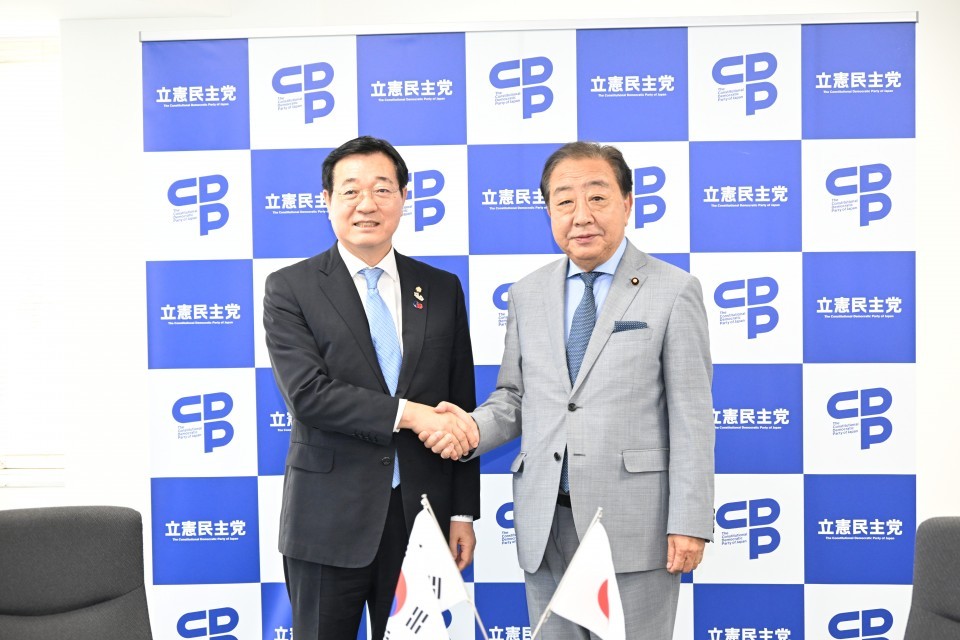 President Noda Confirms Strengthening of Japan-South Korea Relations with Vice-Chairman and Secretary-General of the South Korea-Japan Parliamentary League President Noda Confirms Strengthening of Japan-South Korea Relations with Vice-Chairman and Secretary-General of the South Korea-Japan Parliamentary League