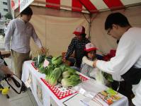 子ども農家の八百屋さん