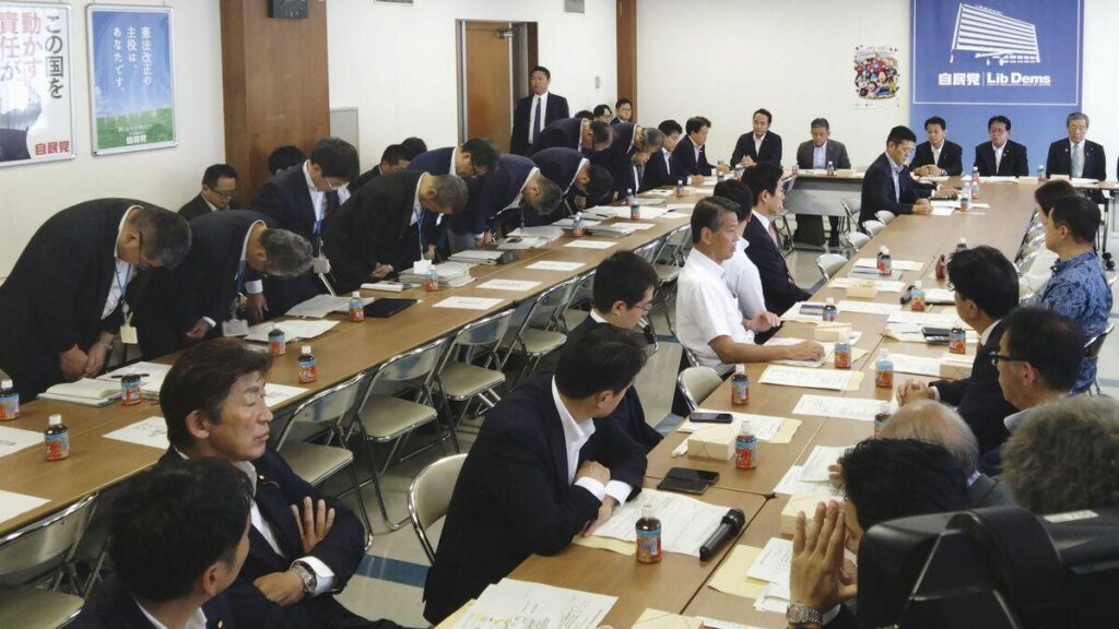 コメが｢5キロ2000円台｣に戻ることはもうない…生産量が上がっても値段が下がらない事態を招いた農水省の過ち ― 農水省の甘すぎる見通しが米価高騰を招いた