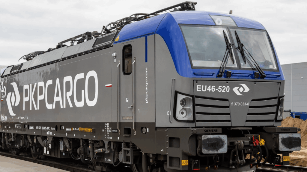 最初の貨物列車は、ニューシルクロードを介して中国に向けてポーランドを出発します