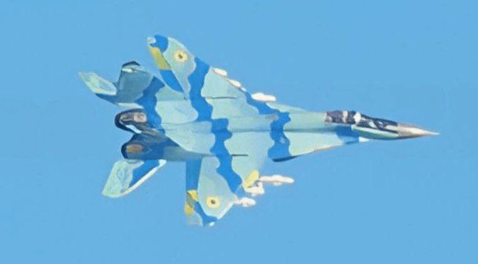 アゼルバイジャンMIG 29は、戦闘ミッション中にウクライナを越えて発見されました。アゼルバイジャンがウクライナがそれらを使用することを許可したことを示しています
