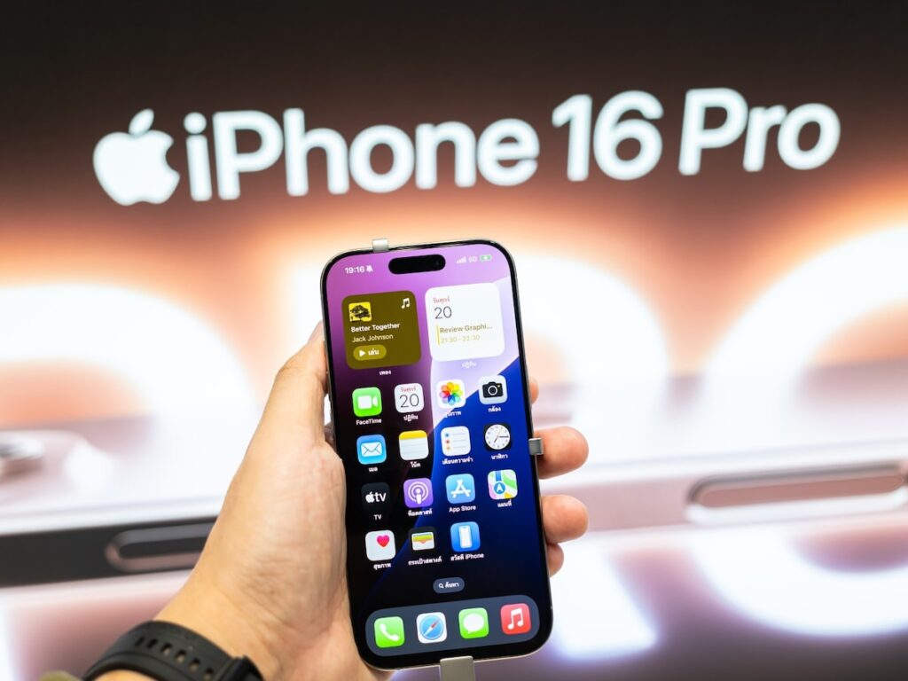 これから買いたい「iPhoneの機種」ランキング！ 2位「iPhone 16 Pro」を抑えた1位に専門家の見解は - All About ニュース
