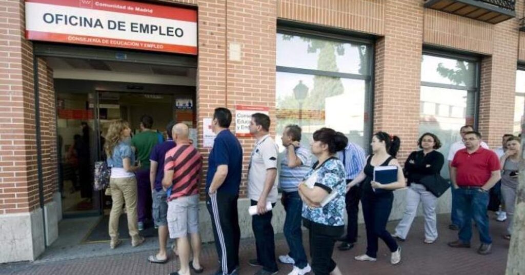 アンドラの失業率は0.9％、スペインは10.3％です