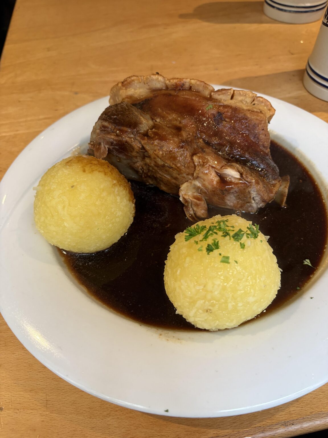 丸い食べ物は何ですか？