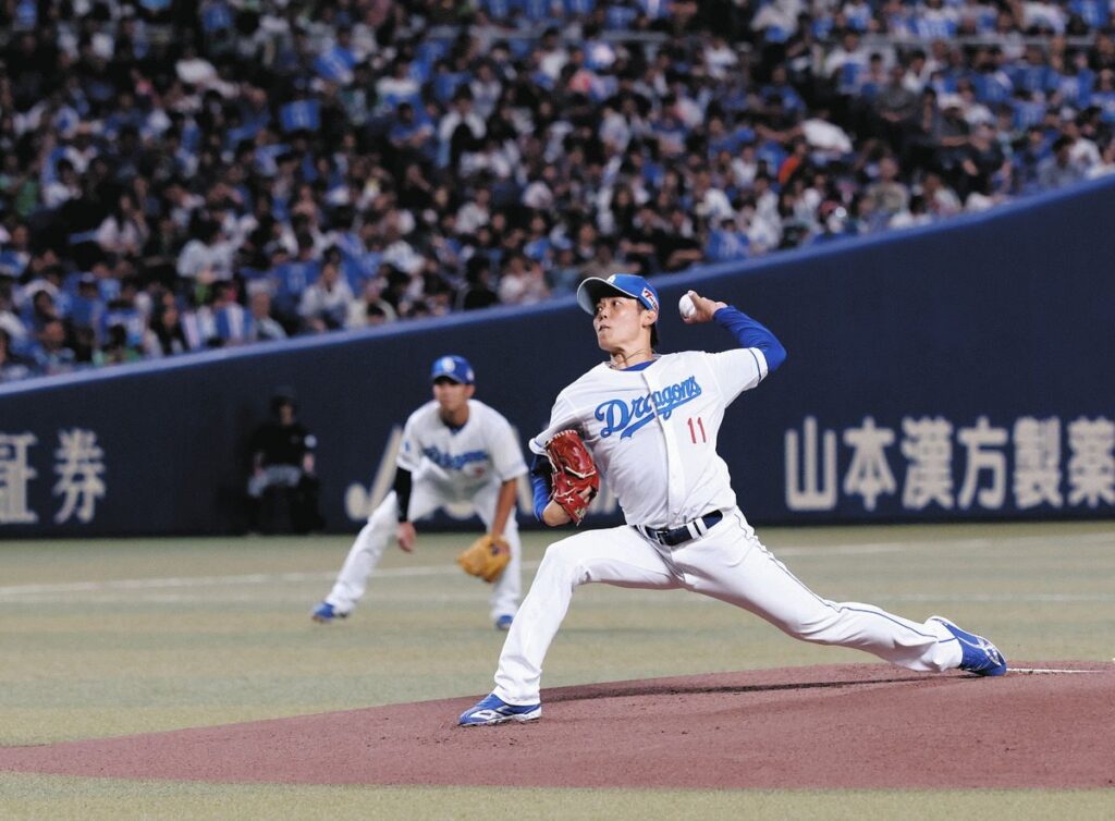 引退試合に先発する岡田